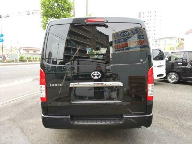 HIACE VAN