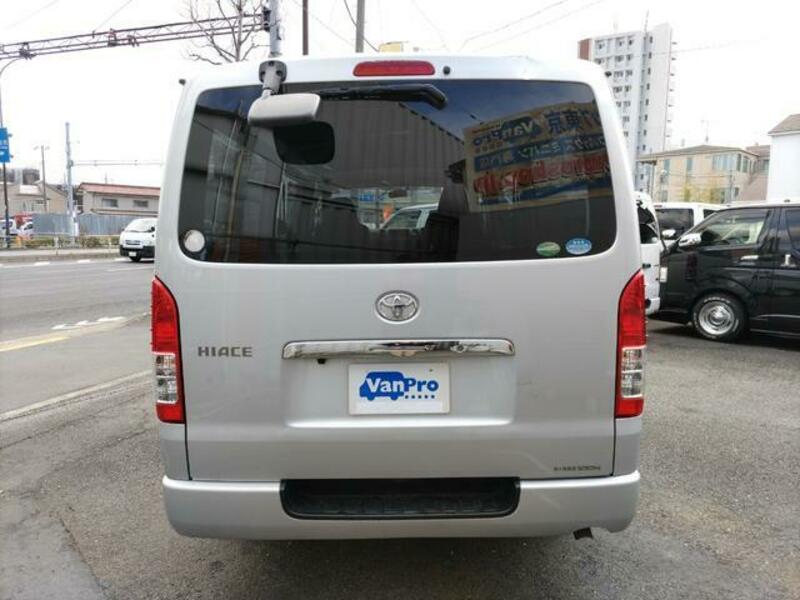 HIACE VAN