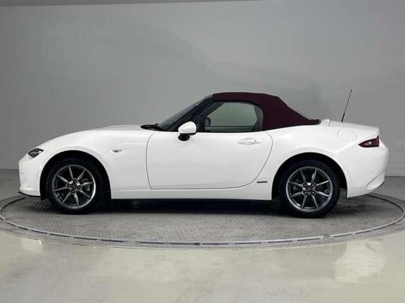 ROADSTER