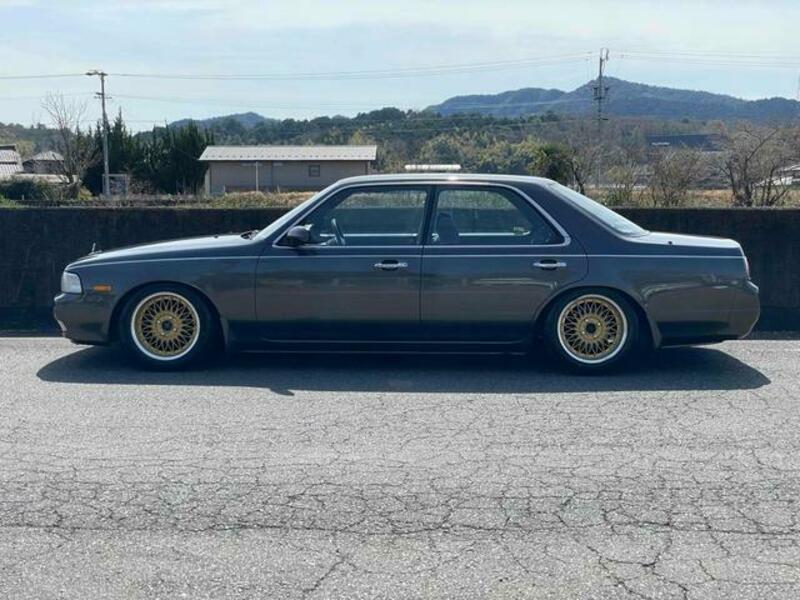 LAUREL