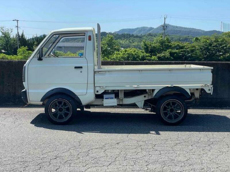 CARRY TRUCK