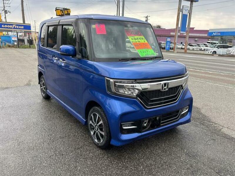 N BOX CUSTOM