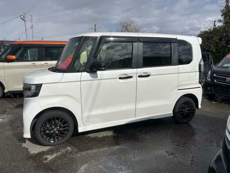 N BOX CUSTOM