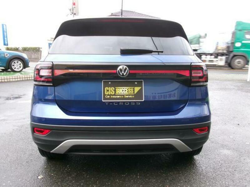 T CROSS