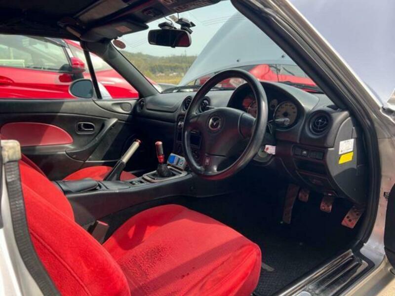 ROADSTER