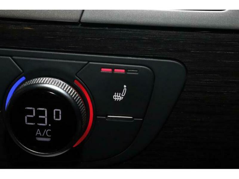 Q7