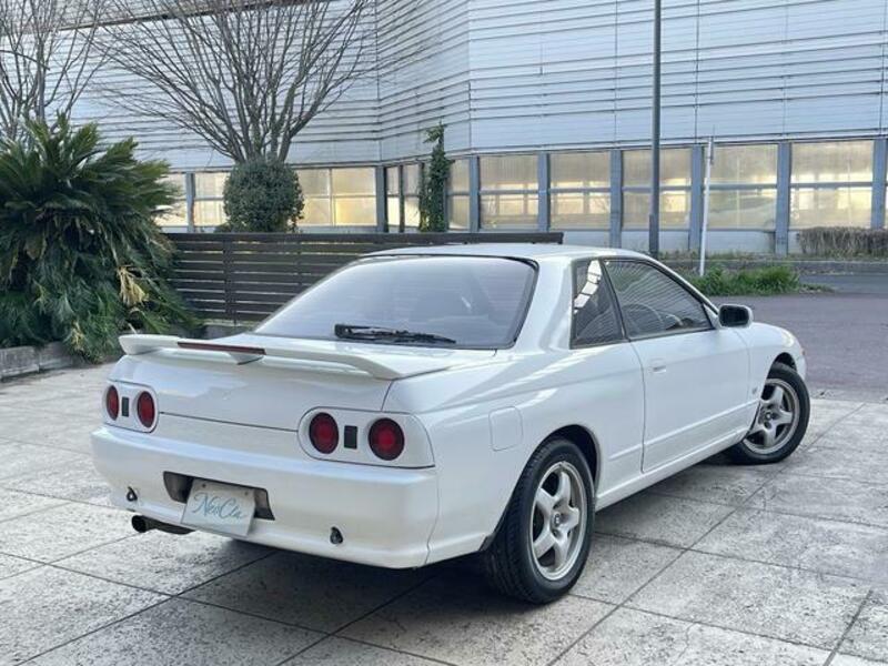SKYLINE