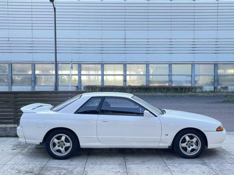 SKYLINE