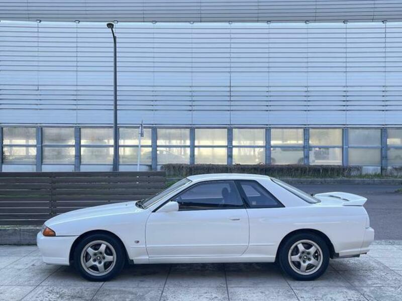 SKYLINE