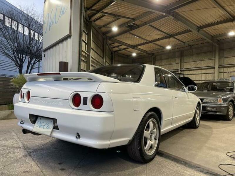 SKYLINE