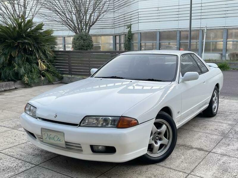 NISSAN SKYLINE