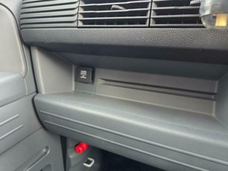N-VAN