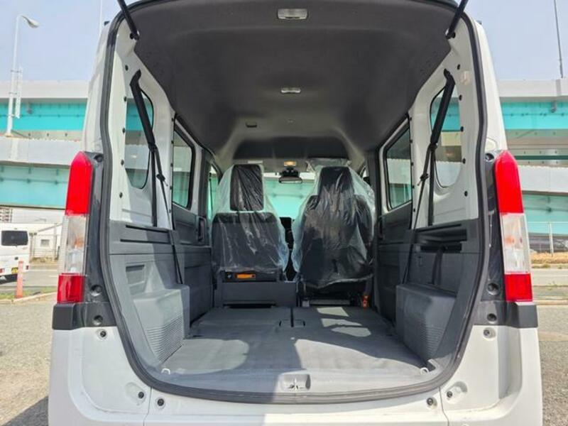 N-VAN