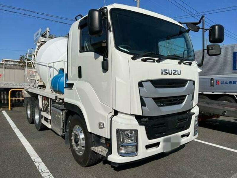 ISUZU GIGA