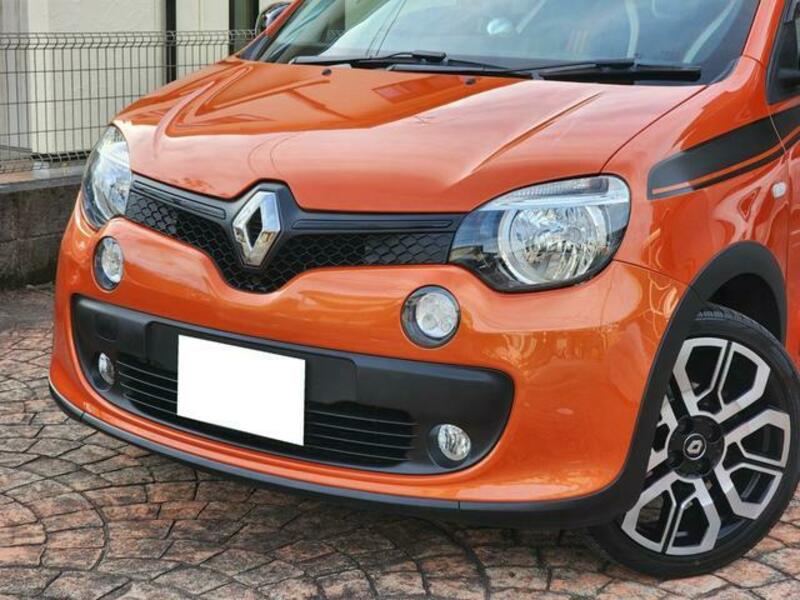 TWINGO