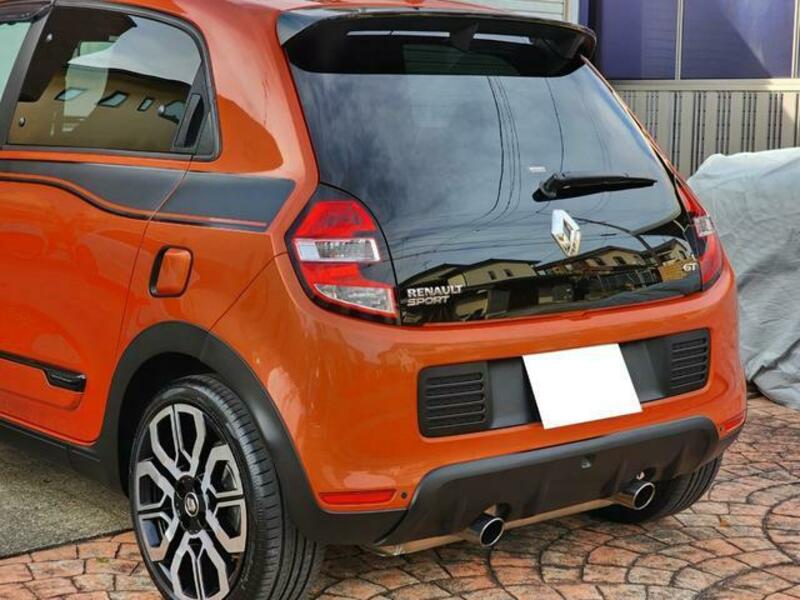 TWINGO