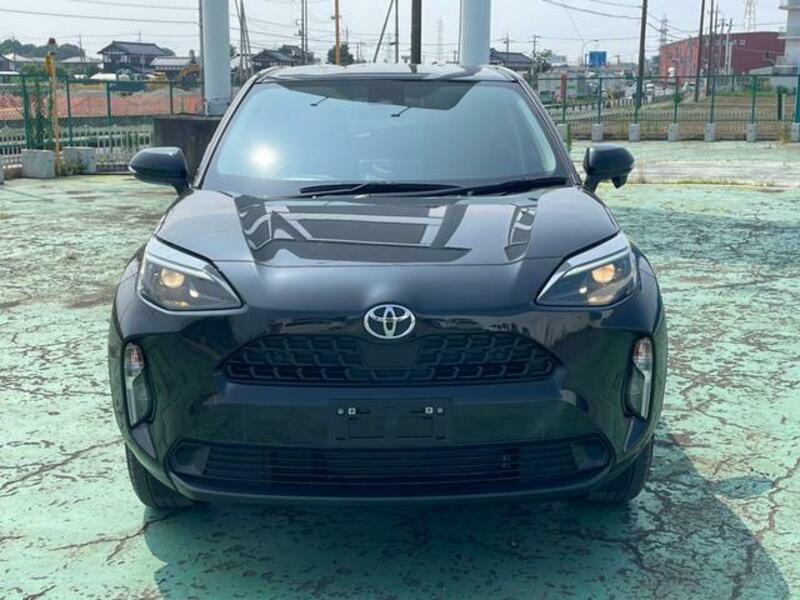YARIS CROSS