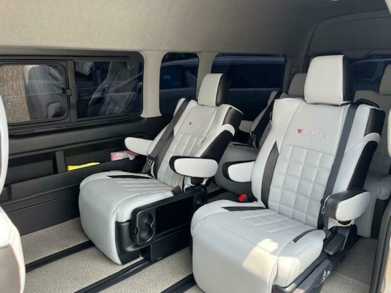 HIACE WAGON