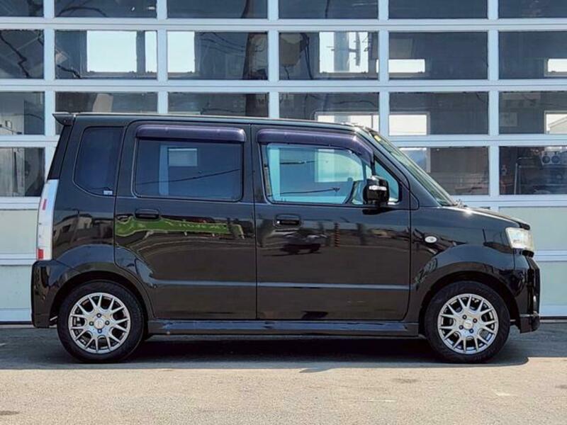 WAGON R