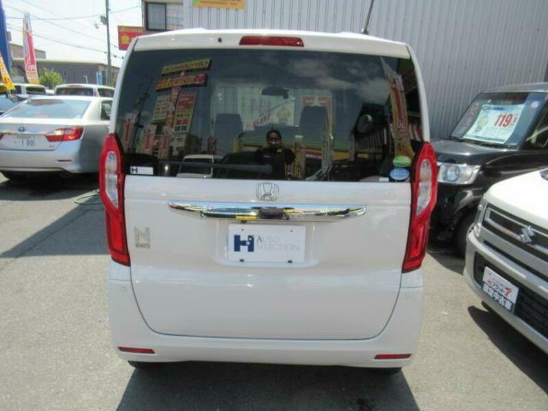 N BOX