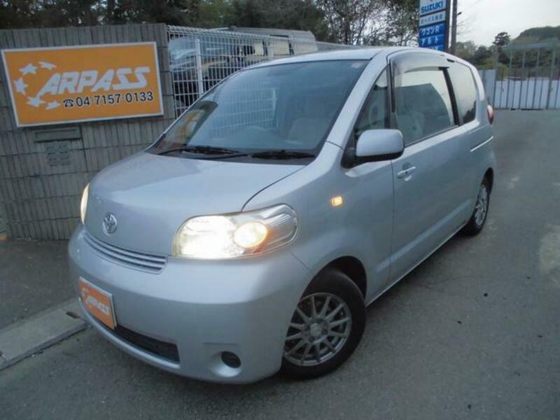 TOYOTA PORTE