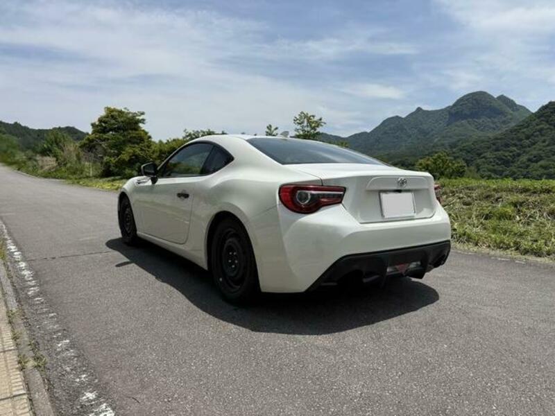 86