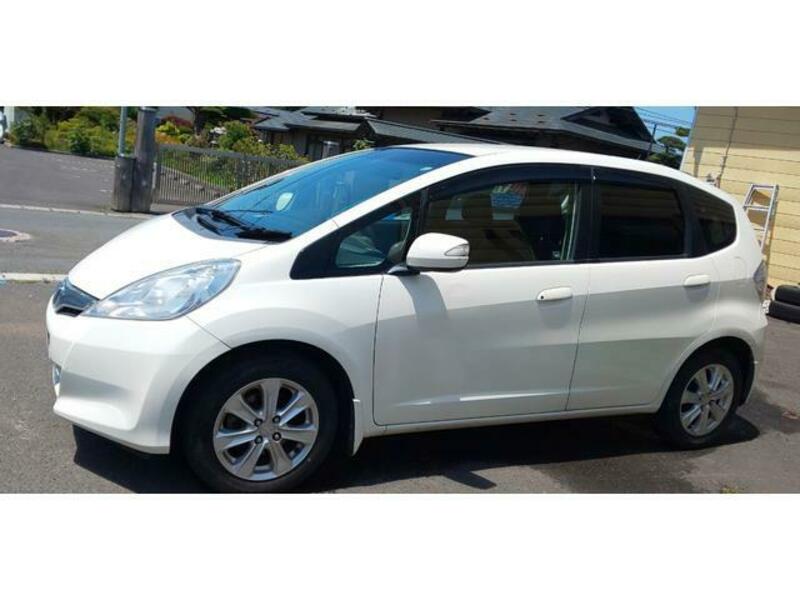 FIT HYBRID