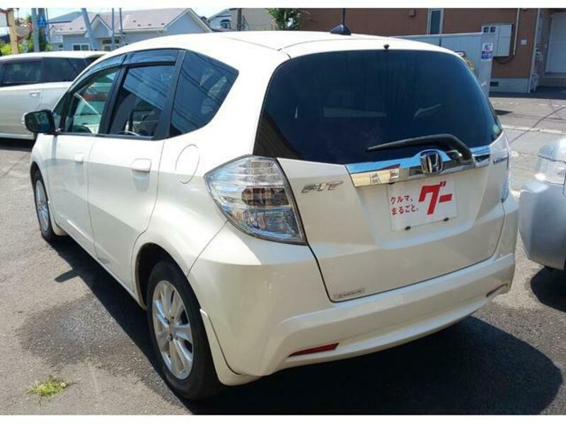 FIT HYBRID