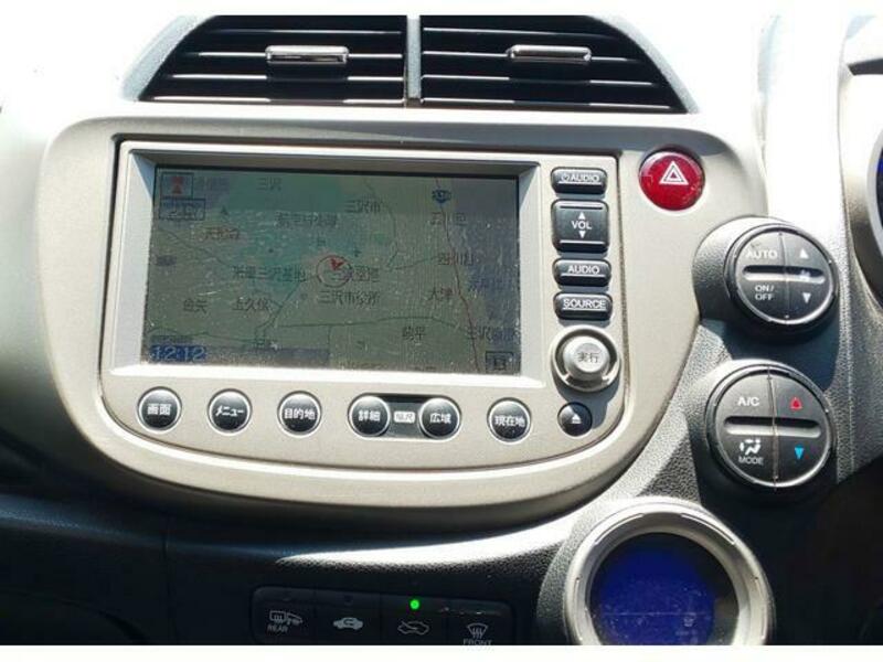 FIT HYBRID