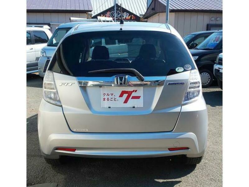 FIT HYBRID