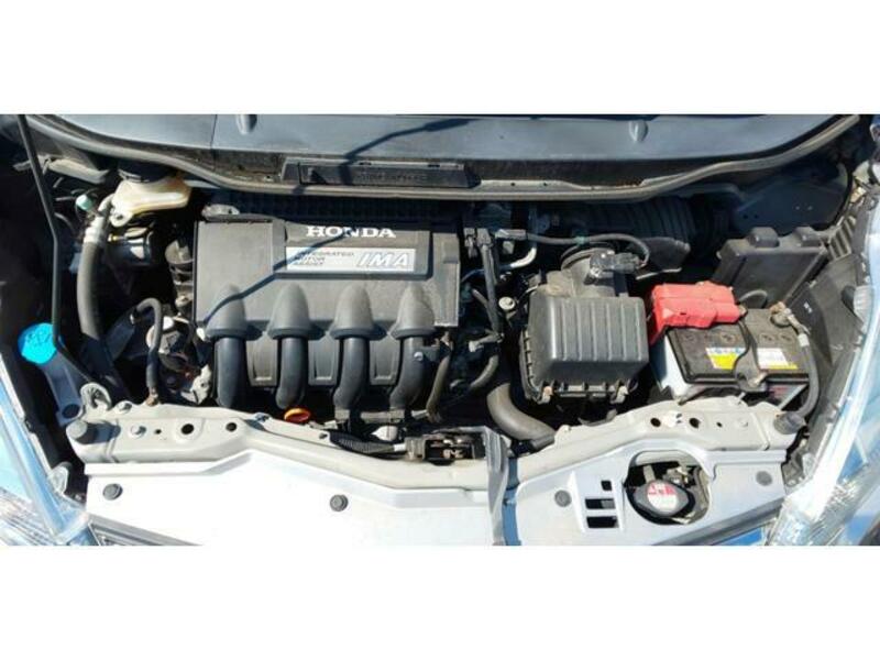 FIT HYBRID
