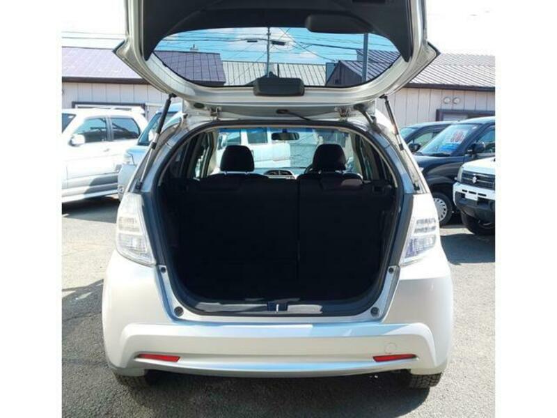 FIT HYBRID