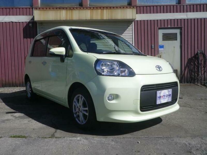 TOYOTA PORTE
