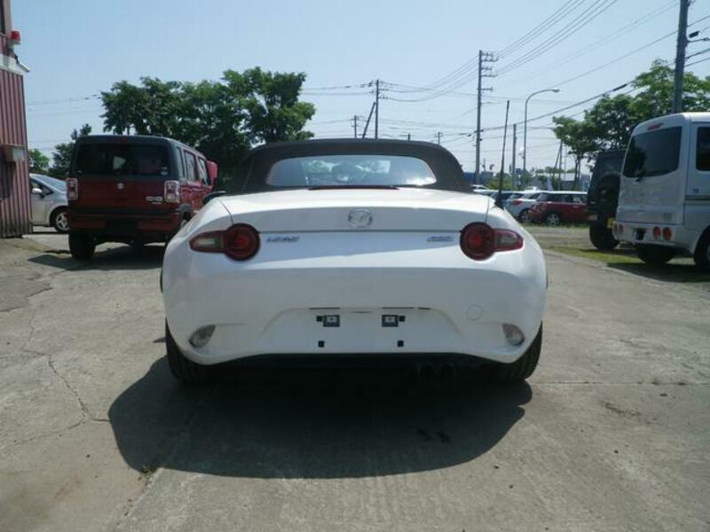 ROADSTER