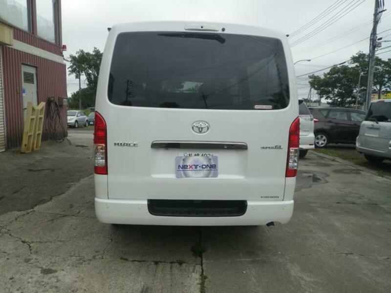 HIACE VAN