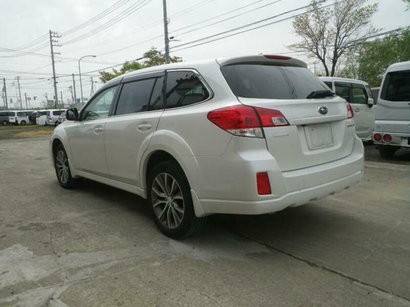 LEGACY OUTBACK