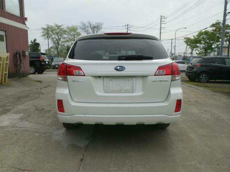 LEGACY OUTBACK