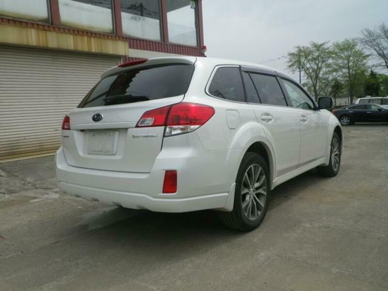 LEGACY OUTBACK