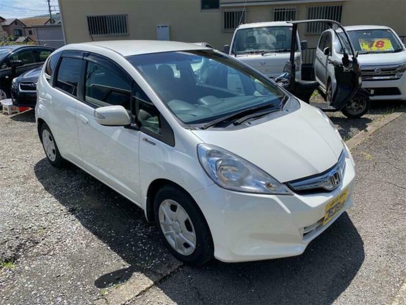 FIT HYBRID