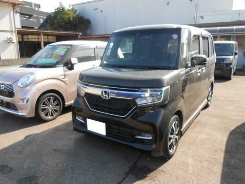 HONDA N BOX CUSTOM