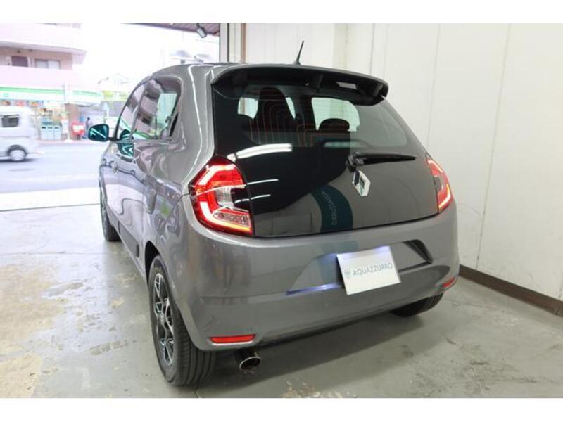 TWINGO