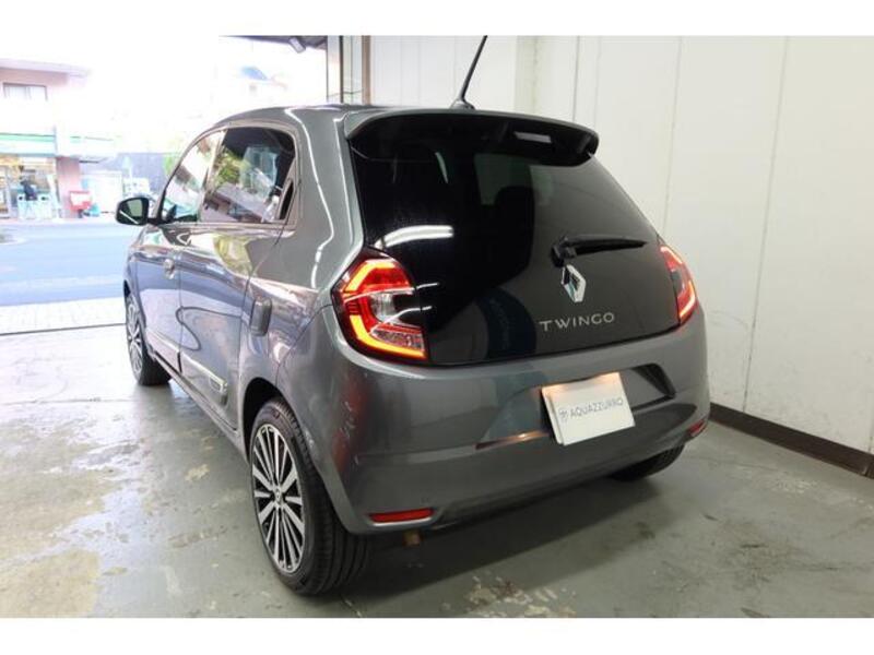 TWINGO