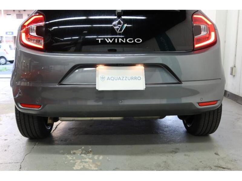 TWINGO