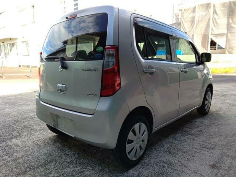 WAGON R