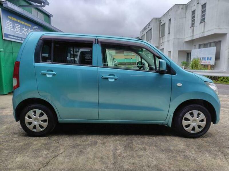 WAGON R
