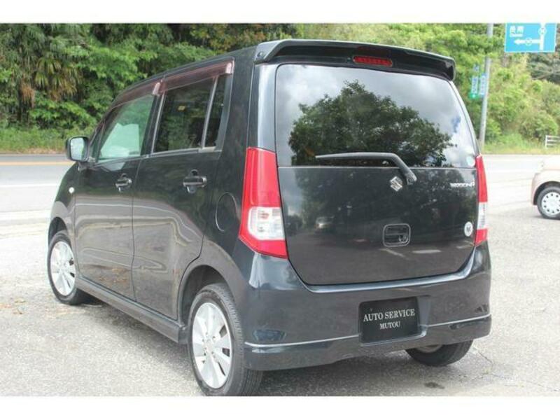 WAGON R