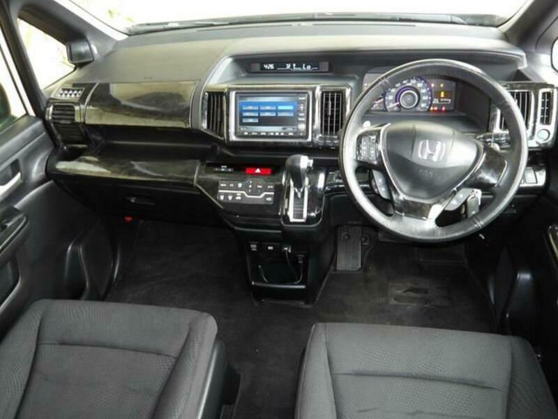STEPWAGON SPADA