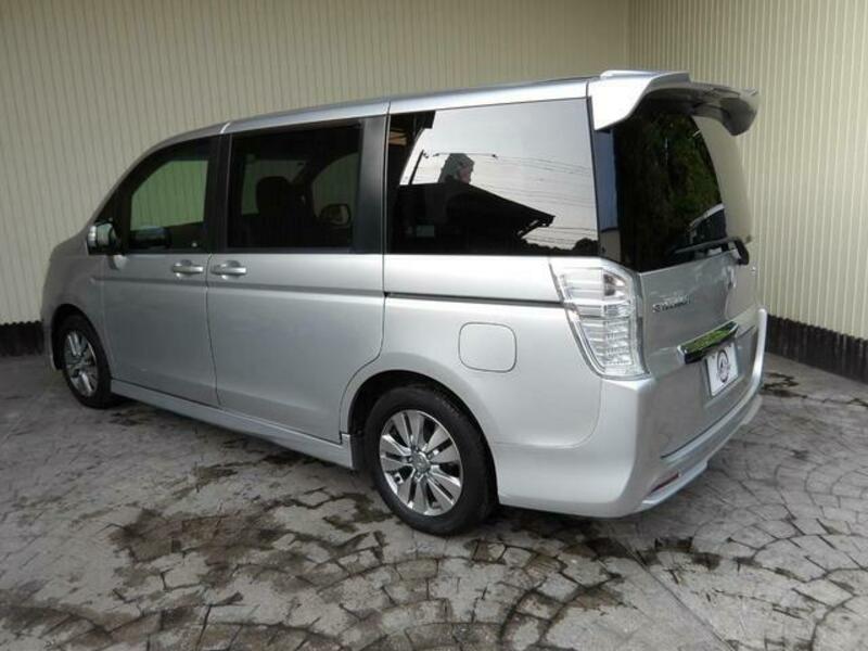STEPWAGON SPADA