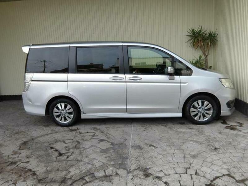 STEPWAGON SPADA