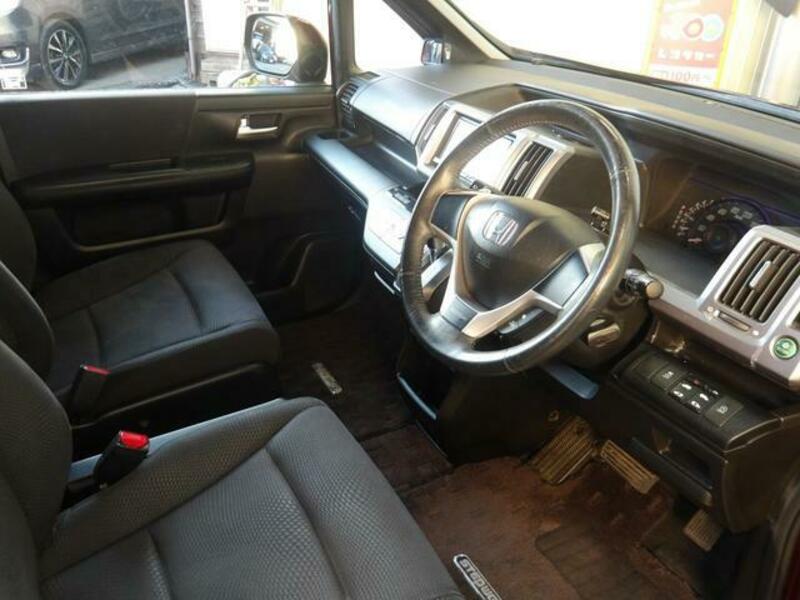 STEPWAGON SPADA